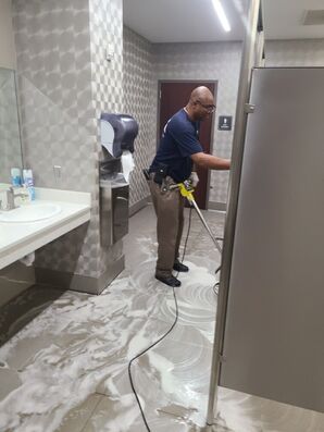 Before and After Janitorial Services in Lawrenceville, GA (2)
