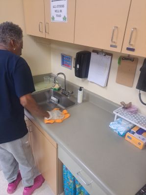Commercial Cleaning in Dunwoody, GA (3)